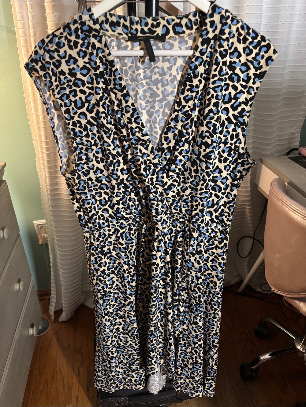 BCBGMaxAzria Blue and Black Leopard-Print Sleeveless Wrap Top